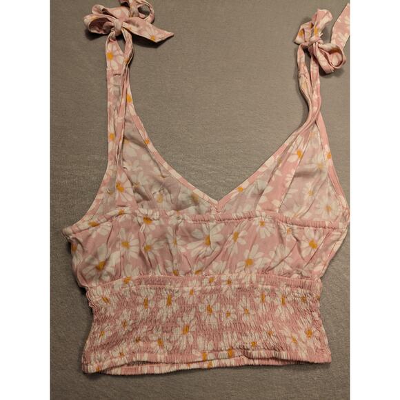 Hollister Halter Top Women's X-Small Pink Daisy Floral Boho Summer EUC - Picture 6 of 10